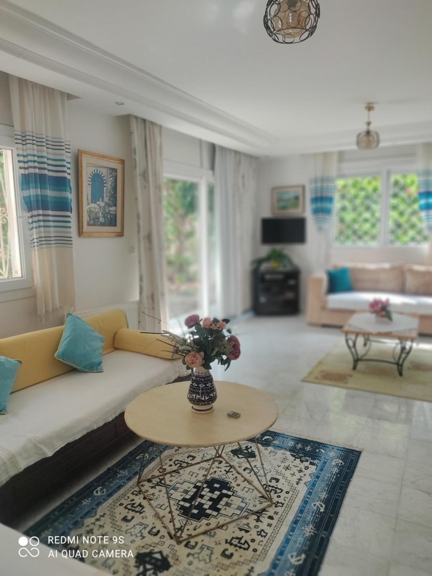 Etage De Villa Avec Jardin, Pres De L'Aireport Et Parking Prive อาริอานา ภายนอก รูปภาพ