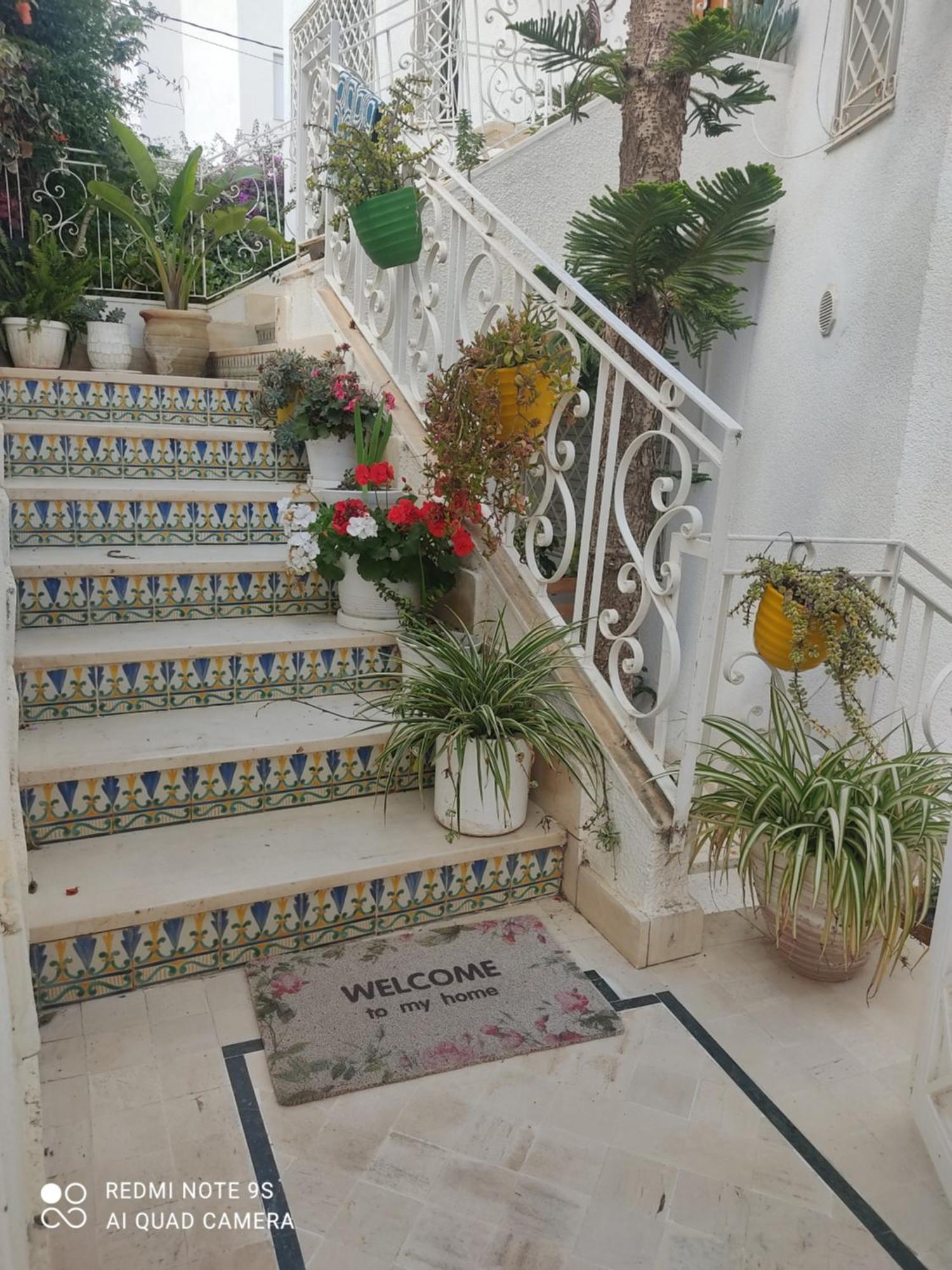 Etage De Villa Avec Jardin, Pres De L'Aireport Et Parking Prive อาริอานา ภายนอก รูปภาพ