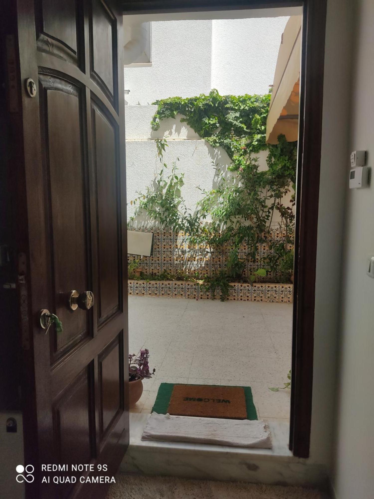 Etage De Villa Avec Jardin, Pres De L'Aireport Et Parking Prive อาริอานา ภายนอก รูปภาพ